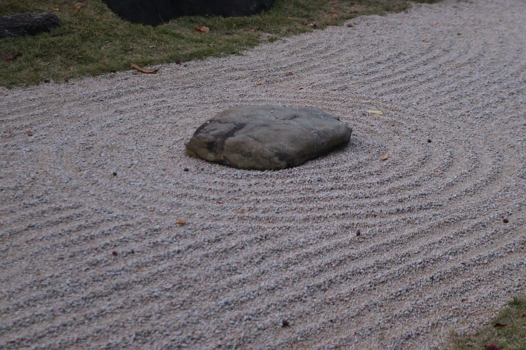 Ohori Koen Japanese Garden Fukuoka cam