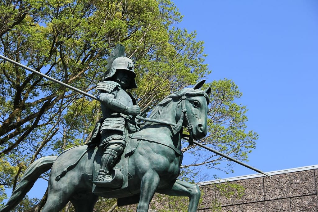 Kochi Castle Horse Statue